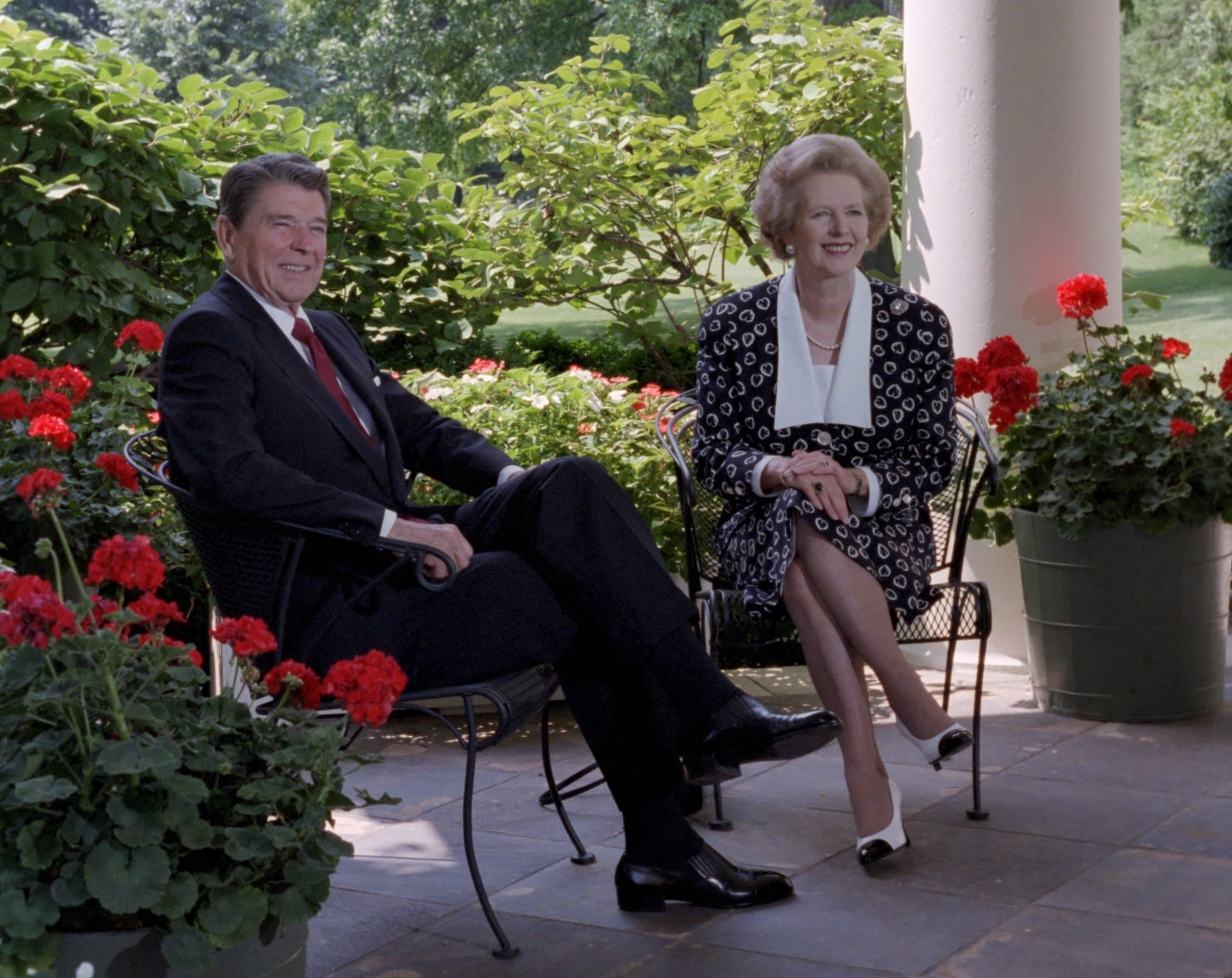 Ronald Reagan and Margaret Thatcher in the Oval Office